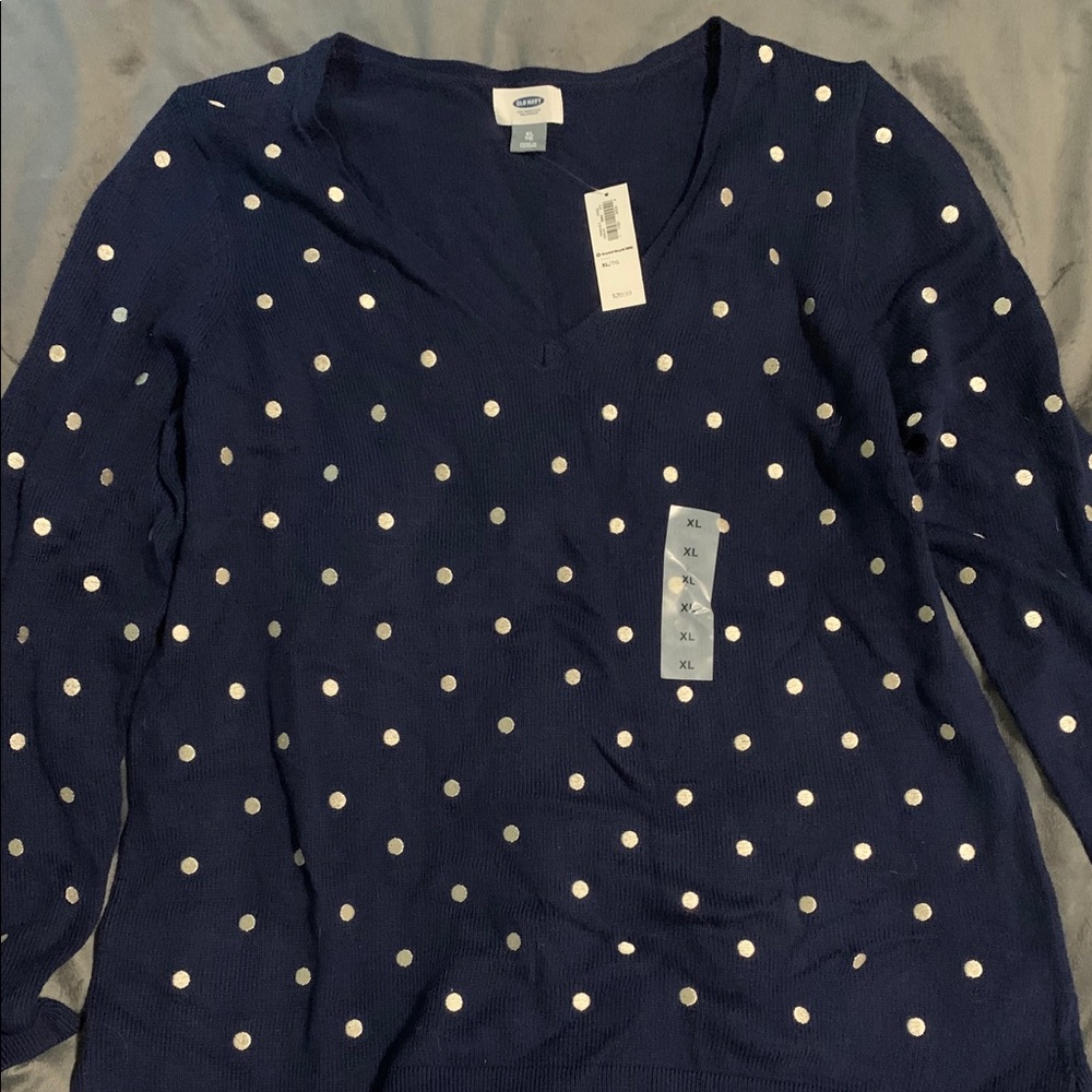 Old navy sweater
